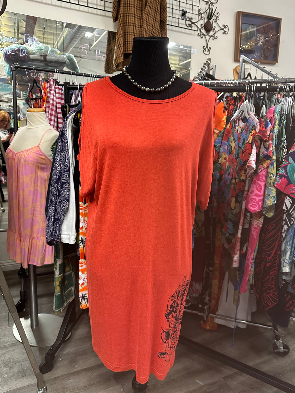 Red tshirt dress. NWT. Sonny Geisha