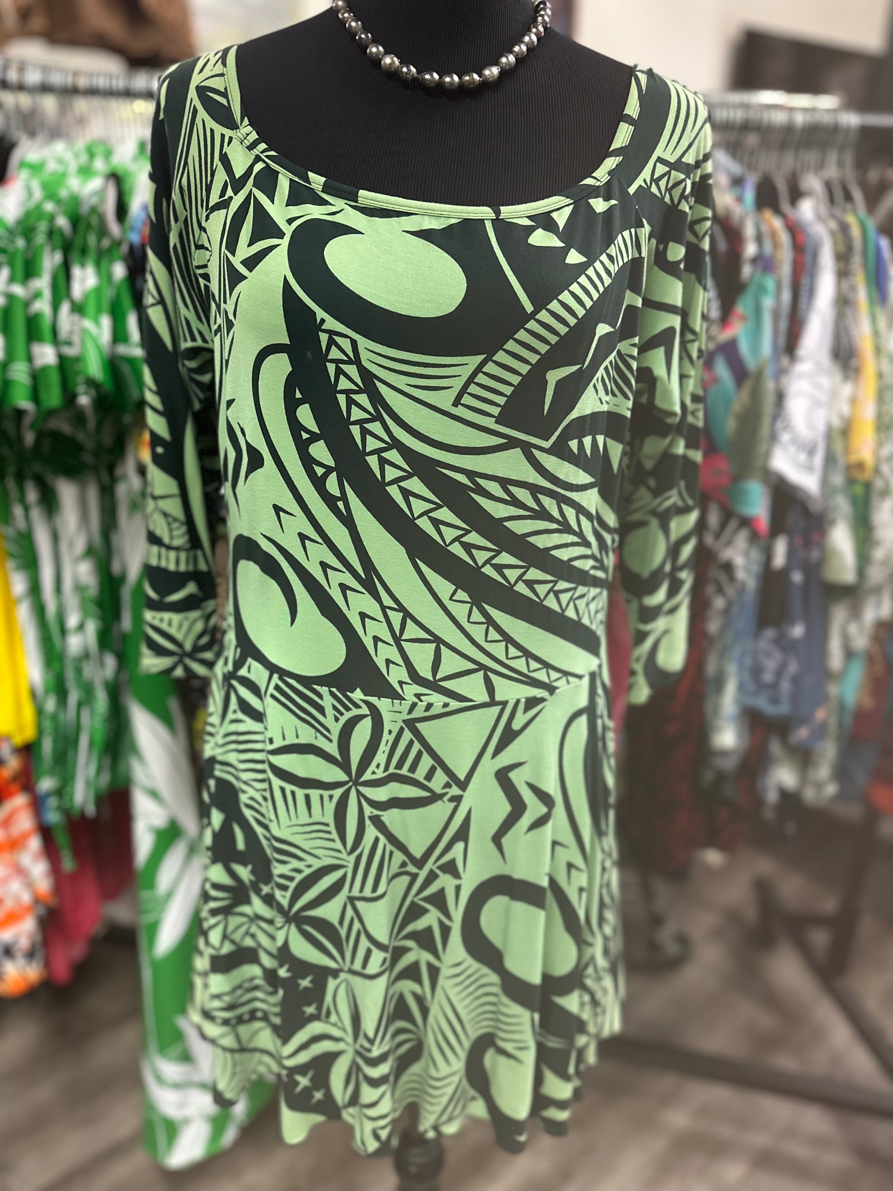Missing Polynesia green tribal print blouse. No tag