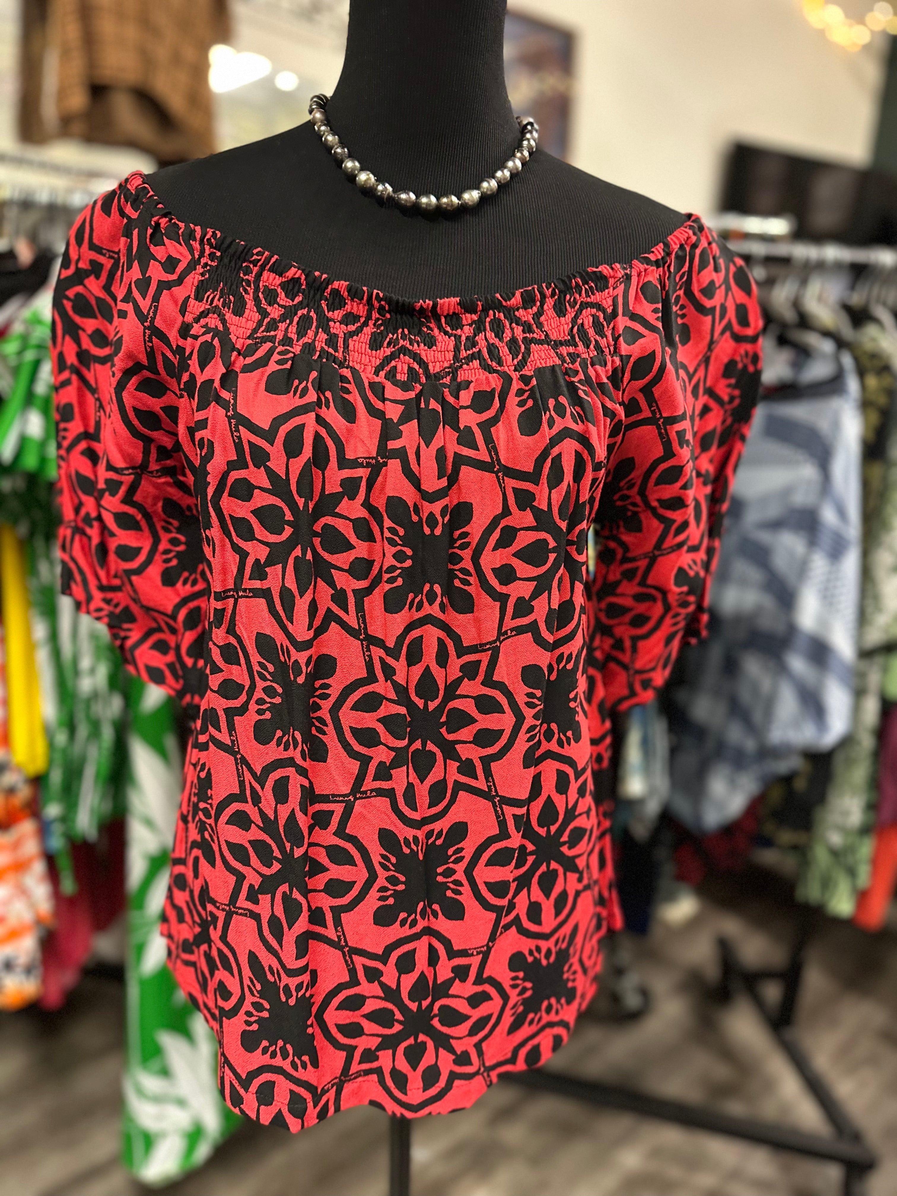 Living Hula Kaelyn blouse. Red. NWT
